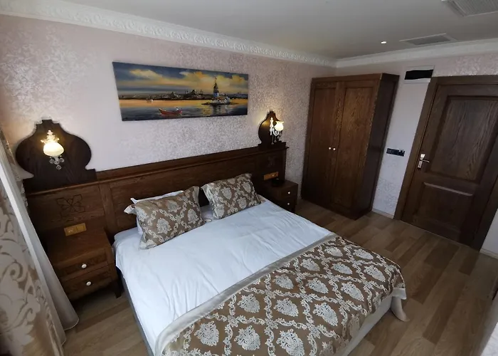 Perapolis Hotel