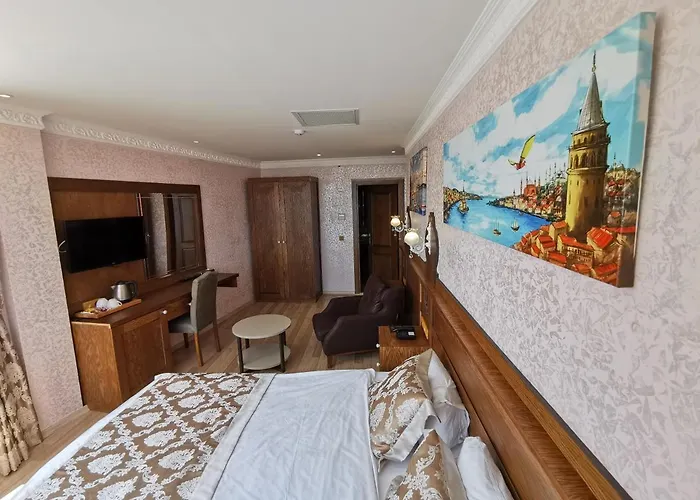 Perapolis Hotel